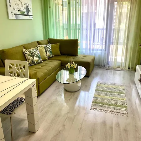 Lines Apartman Primorszko