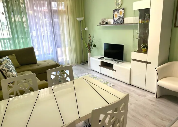 Апартамент Lines *