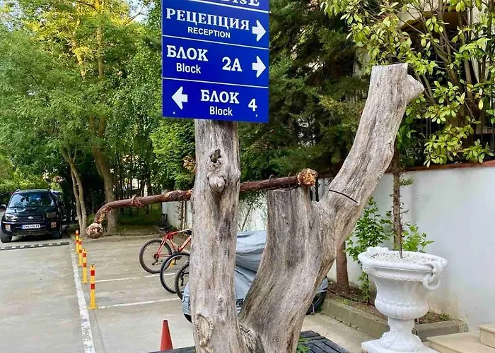 Апартамент Lines Приморско