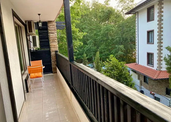 Апартамент Lines Приморско